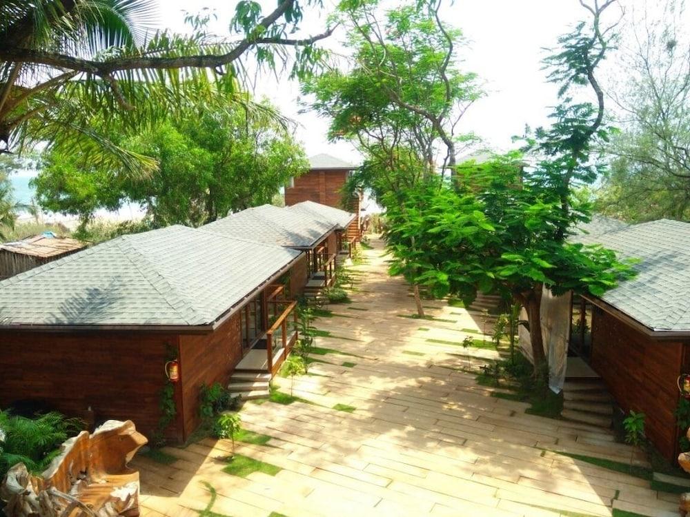 Baga Beach Resort Guest House Бага Экстерьер фото